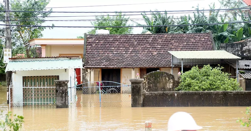 Vietnam da tayfun felaketi! 5 kişi öldü
