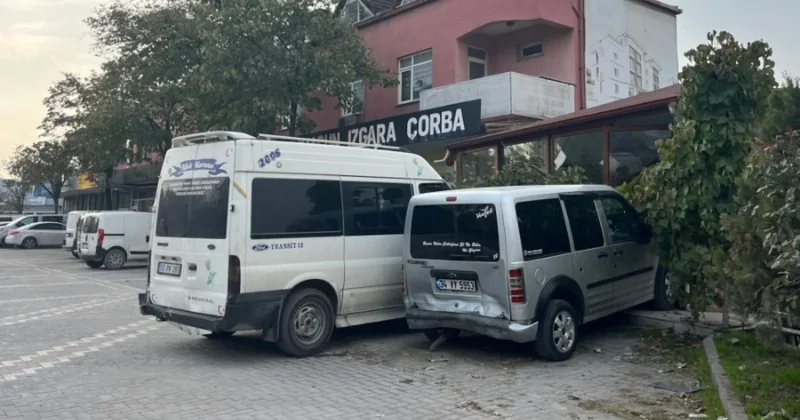 Kontrolden çıkan otomobil, araçları ve yayaları biçti: 1 ölü, 3 yaralı Sözcü Gazetesi