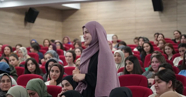 Rektör Akkaya ile Rektör Alican Gençlerle Baş Başa programında öğrencilerle bir araya geldi Bartın Haberleri