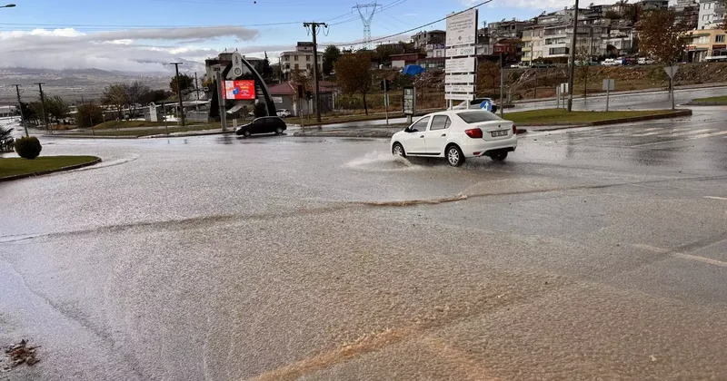 Kahramanmaraş ta sağanak yağış: Hayatı olumsuz etkiledi
