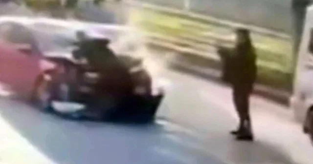 Araçla çarparak yaraladığı polis memurunun fotoğrafını çekip kayıplara karıştı Aydın Haberleri