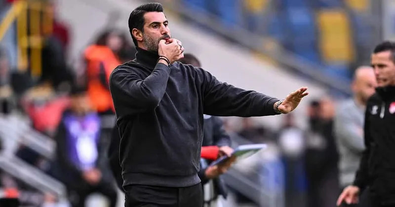 Volkan Demirel istifa etti