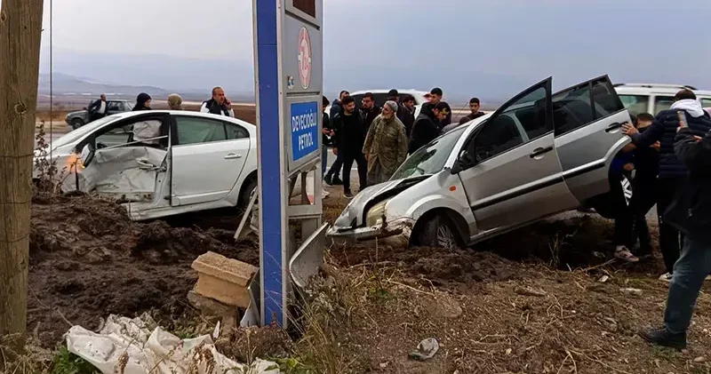 Gaziantep’te iki ayrı kazada 5 kişi yaralandı