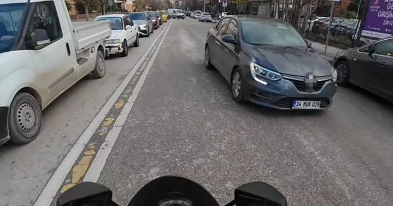 Yoğun trafikte ters yöne giren sürücü tehlikeye davetiye çıkardı