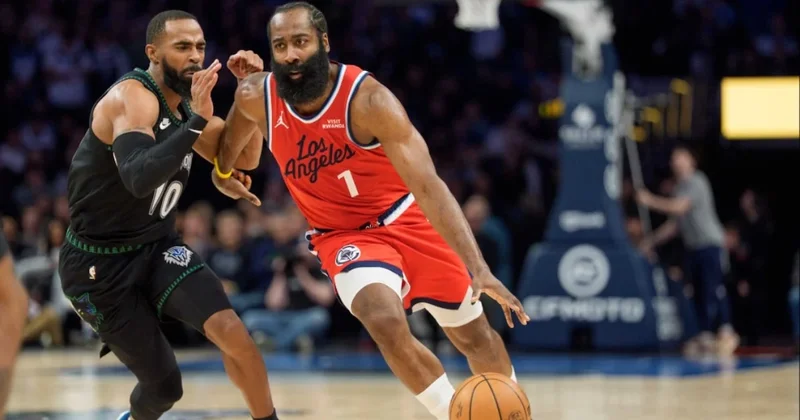 James Harden tarihe geçti! NBA de ilk 10 a girdi Sözcü Gazetesi