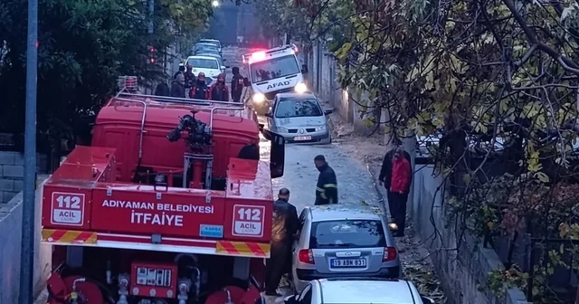 Mahsur kalan AFAD ı itfaiye ekipleri kurtardı Adıyaman Haberleri