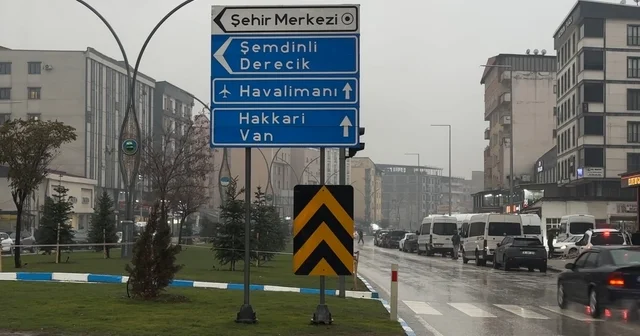 Yüksekova da yoğun yağışlar uçak seferlerini durdurdu Hakkari Haberleri