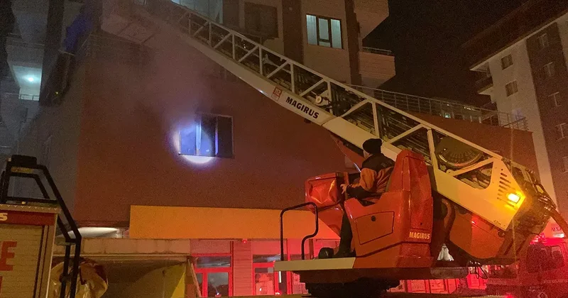 Rize de depoda yangın! Kısa sürede söndürüldü