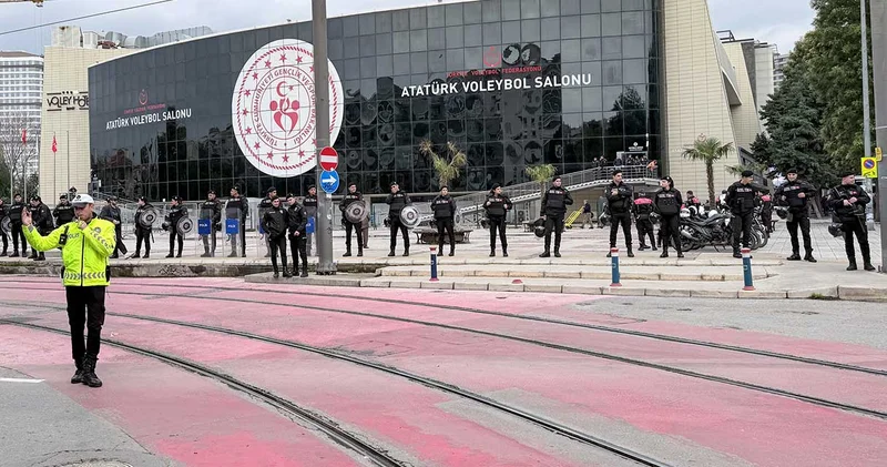 Olaylı maç 4 saat sürdü: Kaybeden Beşiktaş oldu