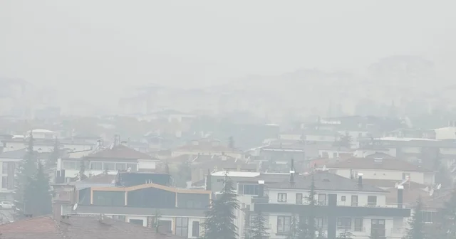 Elazığ ın yüksek kesimlerinde sis etkili oluyor Elazığ Haberleri