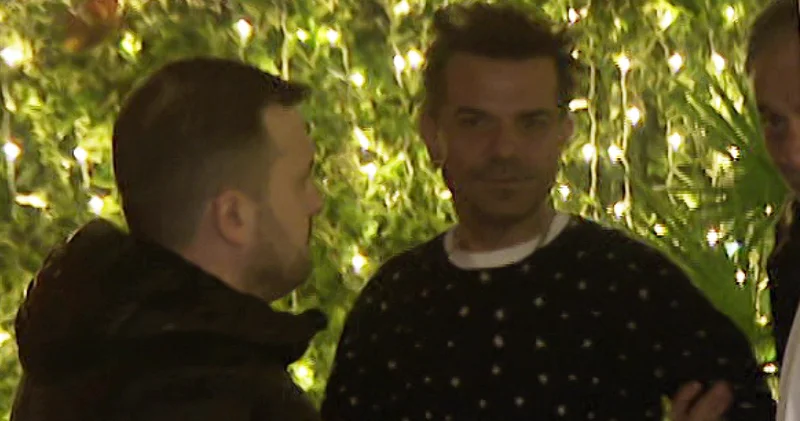 Kenan Doğulu ayakta durmada güçlük çekti