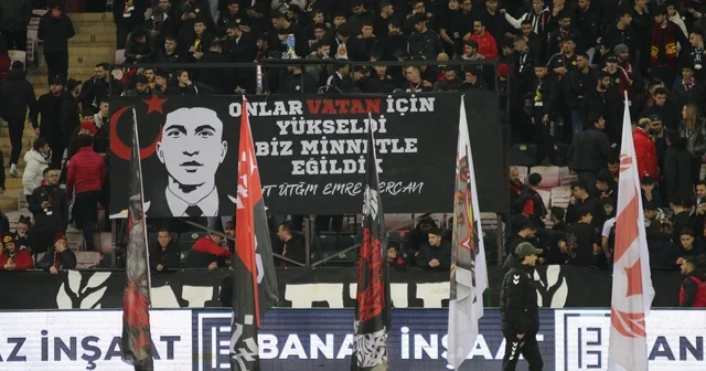 Es Es taraftarı hava şehidi Emre Mercan ı unutmadı Eskişehir Haberleri