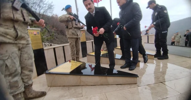 Tokat ta 16 yıl önce şehit olan 7 asker için anma töreni Tokat Haberleri