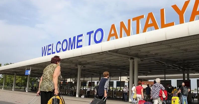 Antalya Havalimanı rekora doymuyor! 39 milyondan fazla turiste hizmet verdi