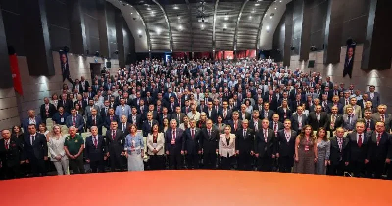 CHP li büyükşehir belediye başkanları Mersin de bir araya gelecek