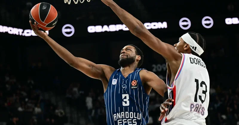 Anadolu Efes evinde Paris Basketbol a yenildi Sözcü Gazetesi