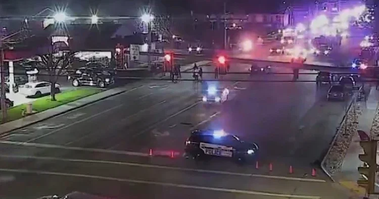 Yine ABD yine silahlı saldırı: 2 ölü, 8 yaralı