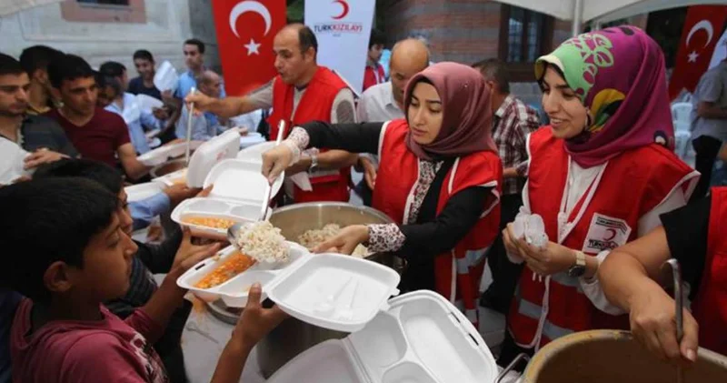 Kızılay Kent Lokantalarına özendi: 81 ilde aşevi açma kararı