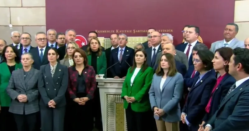 Son Dakika CHP nin en düşük emekli maaşı önergesi AKP MHP oylarıyla reddedildi