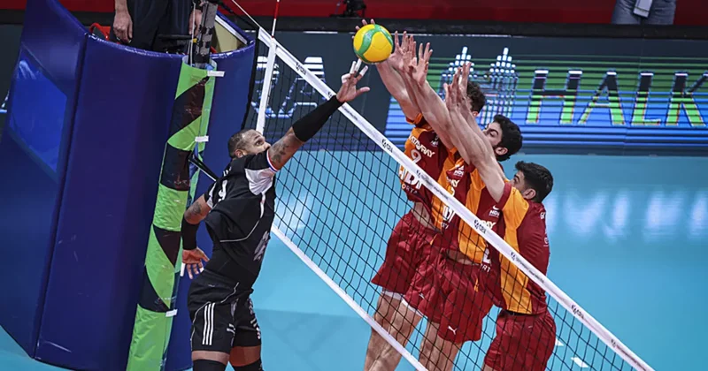 Galatasaray Erkek Voleybol Takımı, Halkbank a kaybetti!