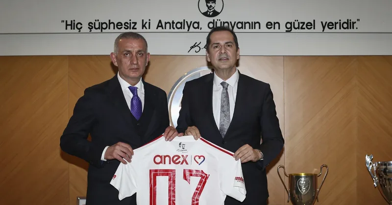 TFF Başkanı Hacıosmanoğlu, Antalyaspor u ziyaret etti!
