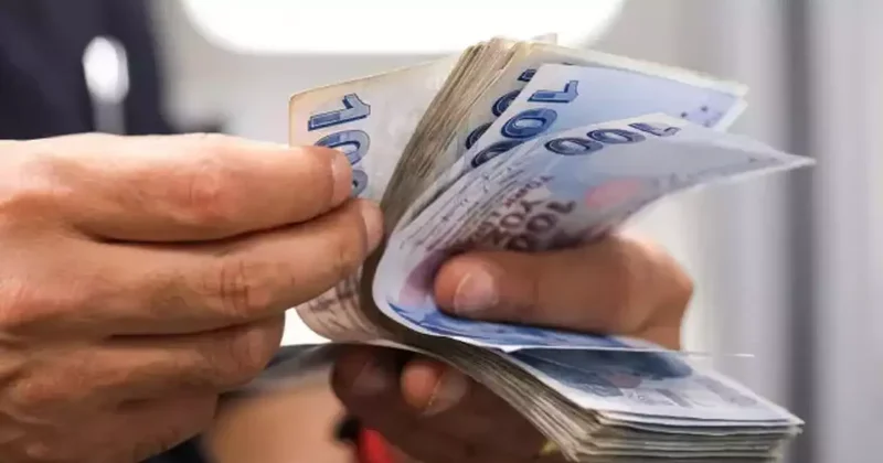 Milyonlarca emekliye müjdeli haber: En düşük emekli aylığı 20 bin liraya yükseliyor
