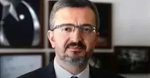 Burhanettin Duran: CHP Genel Başkanı Özgür Özel’in, Cumhurbaşkanımızı hedef alan, sorumsuz ifadeleri iftira mahiyeti taşımaktadır