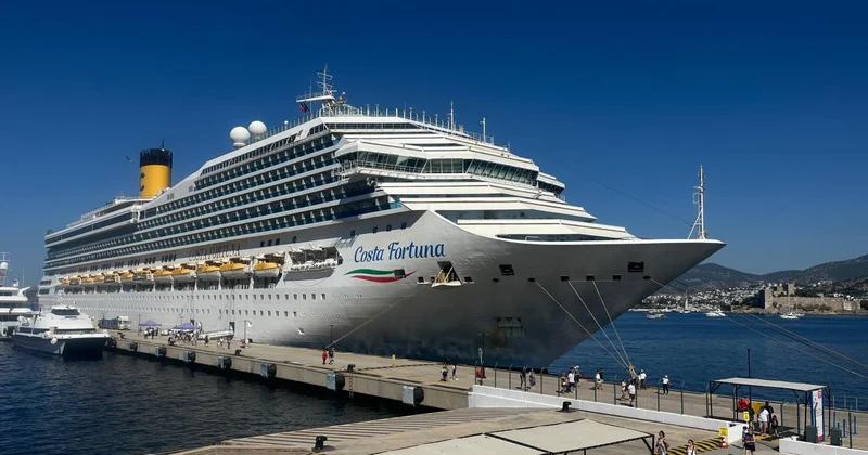 Muğla geçen yıl 227 bin 807 kruvaziyer yolcusunu ağırladı