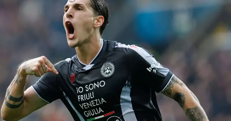 Nicolo Zaniolo gol attığı maçta taraftarlarını korkuttu