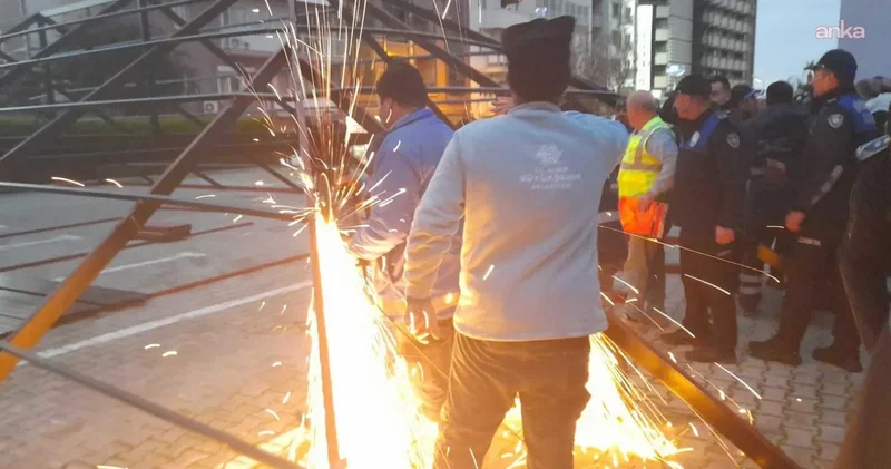 Aydın Büyükşehir Belediyesi nden skandal: CHP li belediyenin hizmet çadırı yıkıldı