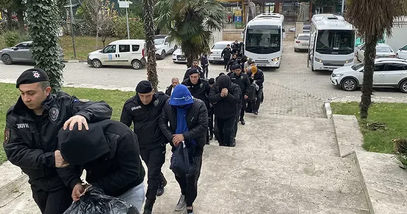Samsun merkezli çocuk müstehcenliği operasyonunda 20 şüpheli adliyede