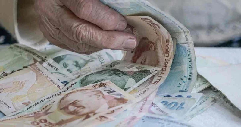 Özgür Erdursun emekli aylığı çıkmazını anlattı çözümü madde madde açıkladı