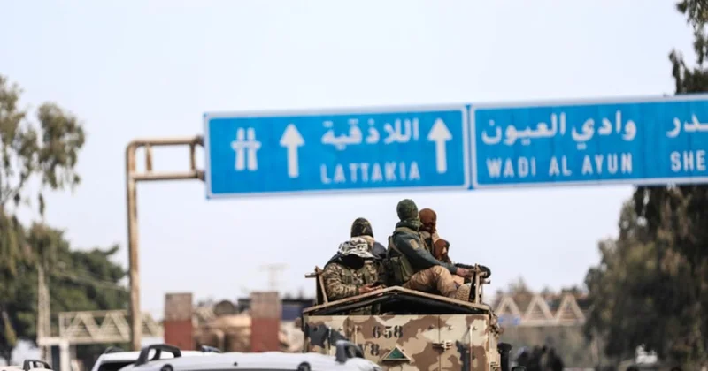 Suriye ordusu, Halep’te YPG işgalindeki bölgeye girmeye başladı