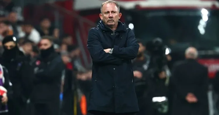 Sergen Yalçın dan Alanyaspor maçı sonrası hakem tepkisi: Anlamadım!