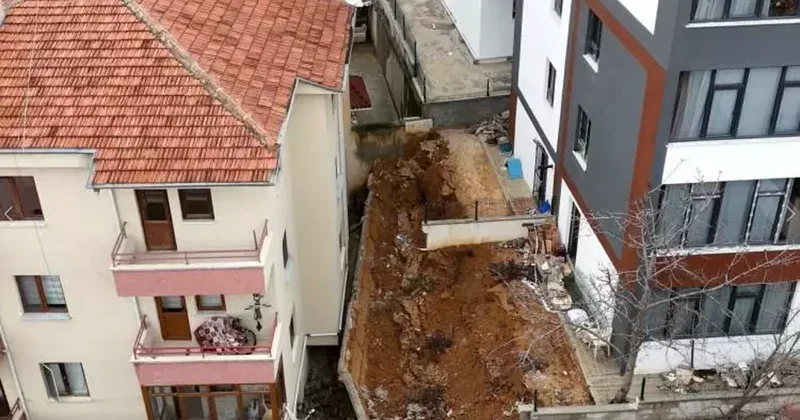 Ankara da korku dolu gece: Duvarlar yıkıldı, 4 bina acilen boşaltıldı