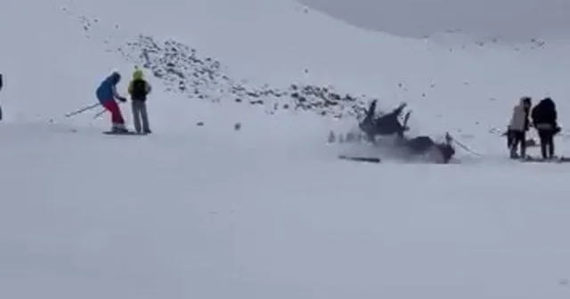 Kayak merkezinde kaza: 6 yaralı Bingöl de kayak merkezinde yaşanan kaza anı kameraya yansıdı Bingöl Haberleri