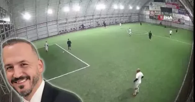Ordu da öğretmenin halı saha maçında kahreden ölümü kamerada