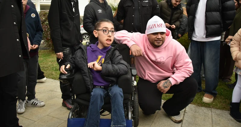 Lvbel C5, özel bireyler ile buluştu Magazin haberleri