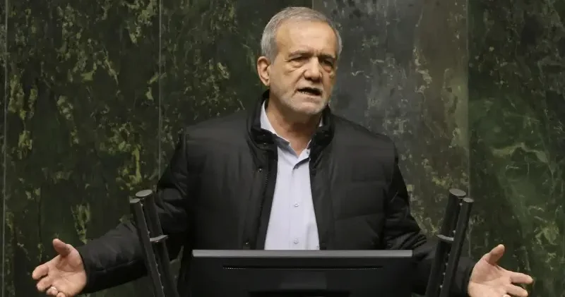 Pezeşkiyan’dan İran medyasına uyarı: Komşu liderlere hakaret etmeyin Dünya Haberleri