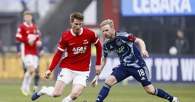 AZ Alkmaar ile Ajax puanları paylaştı!