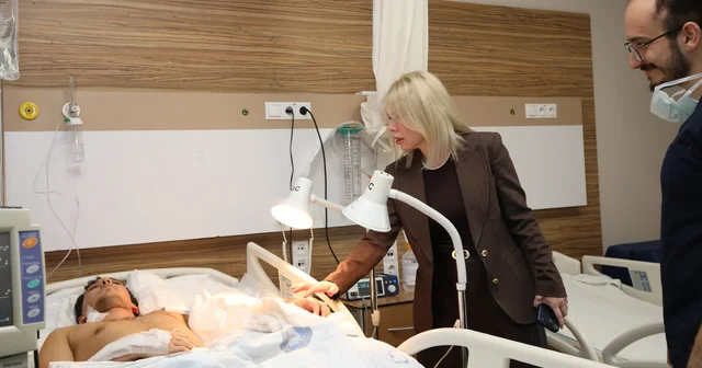 Kazada kopup dikilemez denilen uzuvlar için 10 saatlik ameliyat Antalya Haberleri