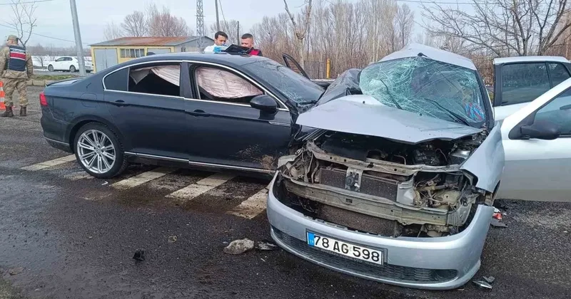 Bingöl’de feci kaza: 1 ölü, 4 yaralı