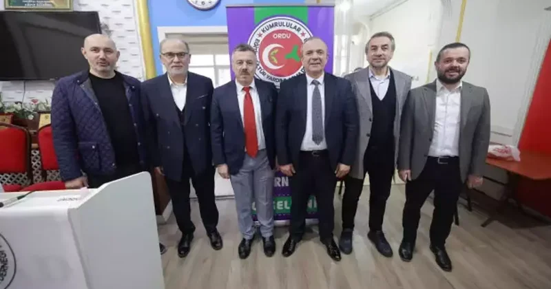 Kumrulular Derneği nde nöbet değişimi: Yeni Başkan İbrahim Topalcı