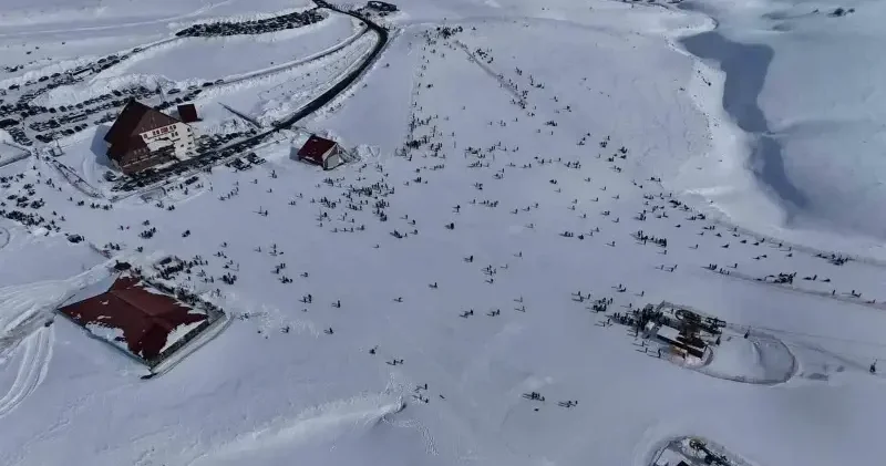 Bingöl de kayak kazasında altı yaralı: Çarpışıp grubun arasına daldılar Bingöl Haberleri