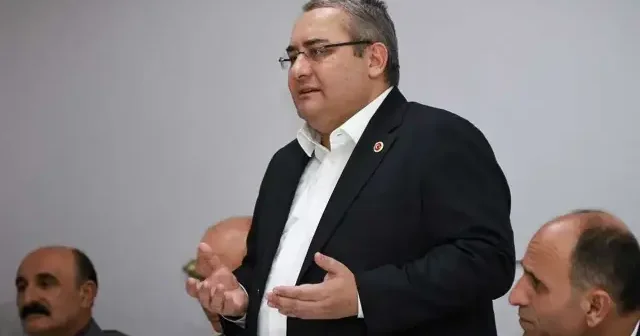 Mesut Özarslan canlı yayında ilk kez açıkladı: Özgür Özel anneme ve rahmetli babama küfretti VİDEO İZLE