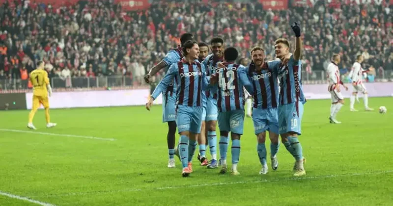 Trabzon da yerel basında 3 0 coşkusu: Kuzeyin değil alemin kralı