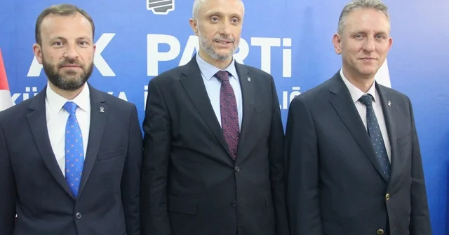 AK Parti Kütahya milletvekilleri, Başkan Güneş in yerel kıyafetli fotoğrafı üzerinden yapılan paylaşıma tepki gösterdi Kütahya Haberleri