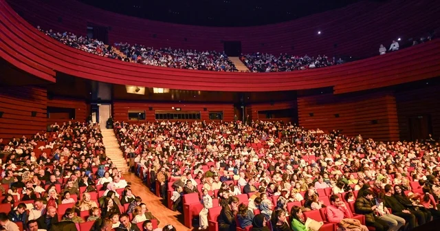 Selçuklu Belediyesi Sanat Akademisi Çocuk Tiyatro Topluluğundan eğlence dolu tiyatro gösterisi Konya Haberleri