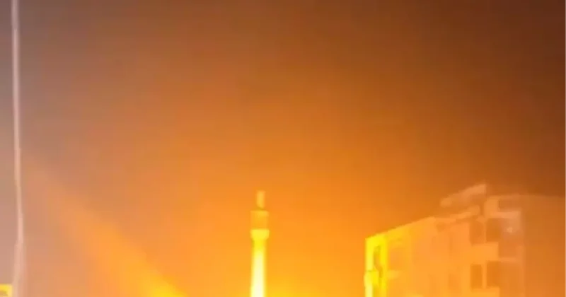 Tahran da kaos büyüyor! Şehrin ortasındaki panik kamerada