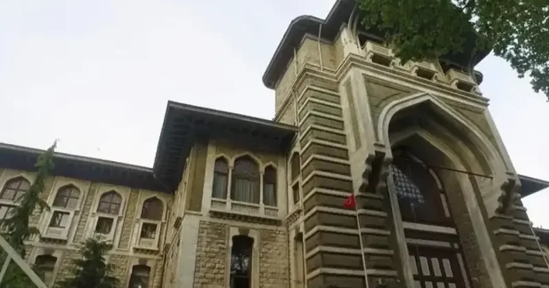 İstanbul Erkek Lisesi nde yaşanan kavga! Müdür ve yardımcıları görevden uzaklaştırıldı